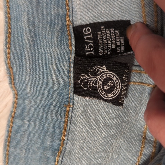 High waisted ripped jeans - Picture 2 of 4